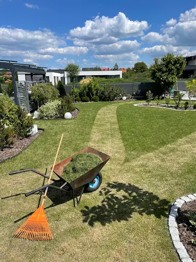 Adomik Usługi ogrodnicze